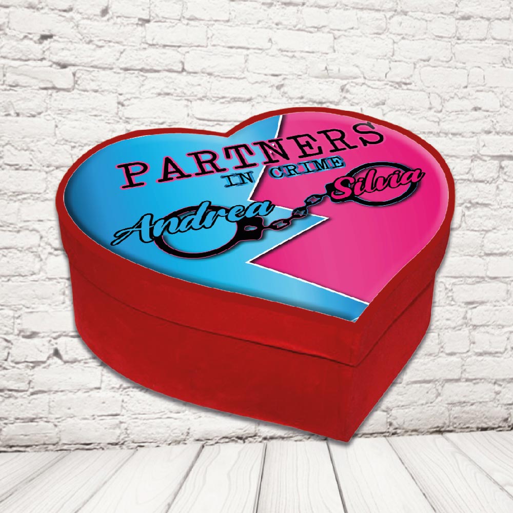 SCATOLA CUORE ''PARTNERS IN CRIME'