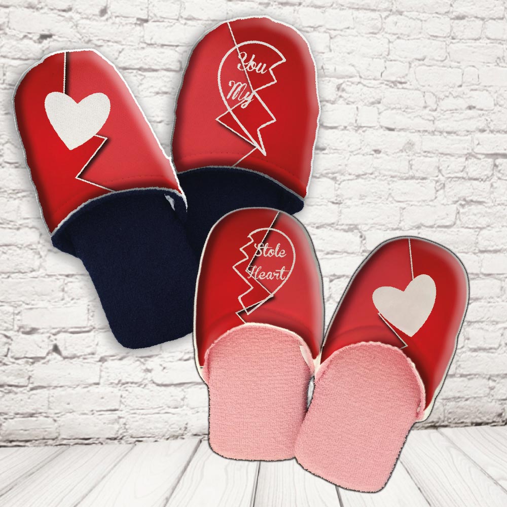 coppia pantofole ''STOLE MY HEARTH''