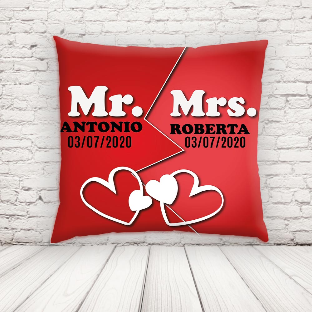 MR AND MRS NOMI E DATA CUSCINO QUADRATO