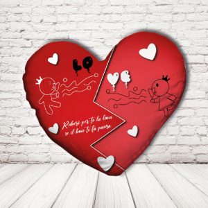 CUSCINO CUORE AMORE GOMITOLO