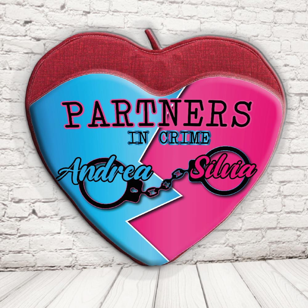 CUSCINO PORTA OGGETTI ''PARTNERS IN CRIME''