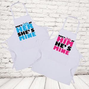 coppia grembiuli ''DONT LOOK'' BIANCHE