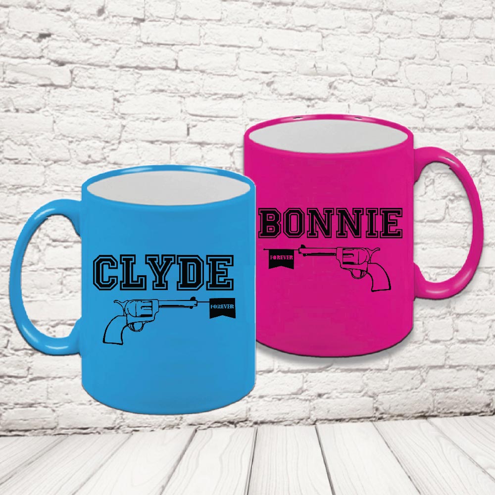 COPPIA TAZZE FLUO '' BONNIE E CLYDE PISTOLA''
