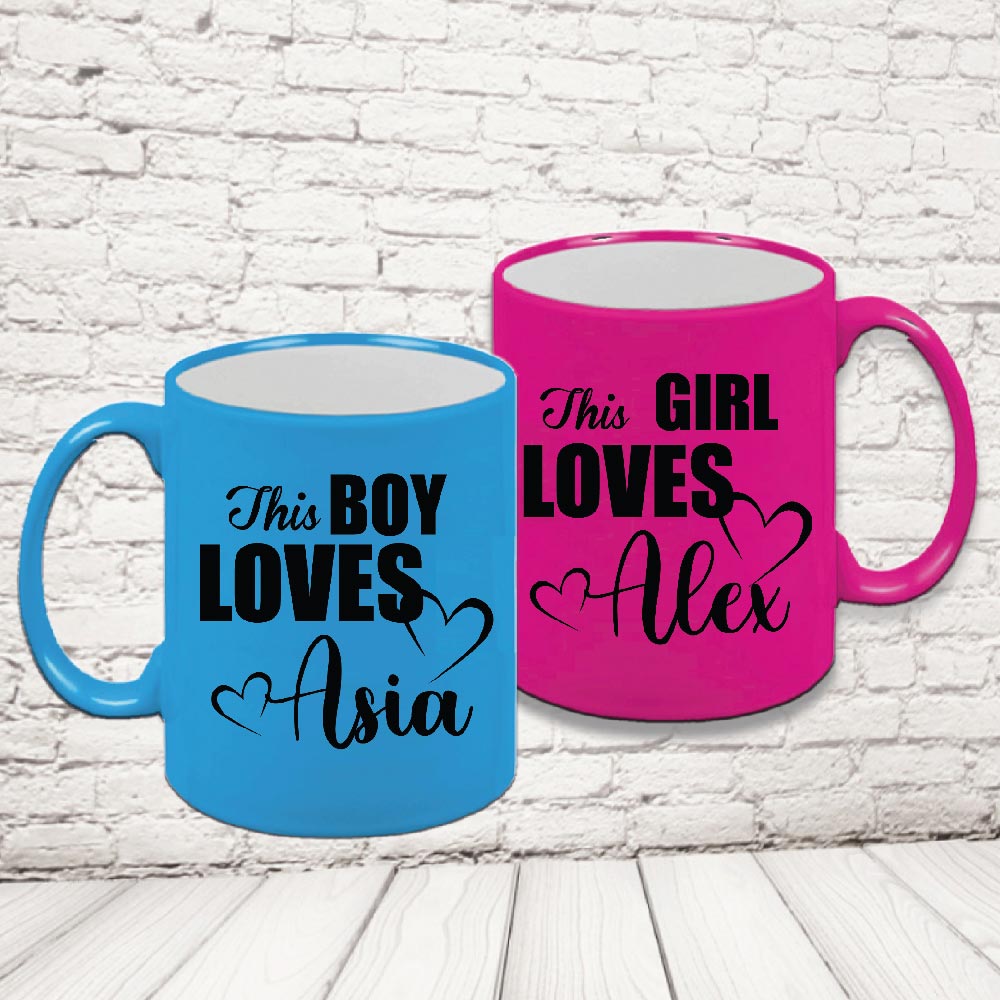 COPPIA TAZZE FLUO ''THIS BOY/GIRL LOVES'