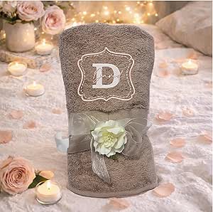 Telo Doccia Grande Ricamato con Segno Zodiacale, Asciugamano Bagno 150x100 cm, 100% Spugna di Cotone 420 gr/mq Morbido, Assorbente, Resistente, Idea Regalo per lui o lei Donna Uomo Iniziale CORNICE