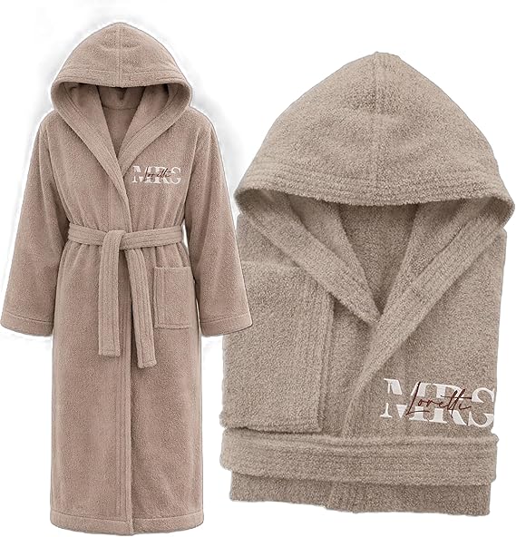 ACCAPPATOIO RICAMATO ''MRS&MR''