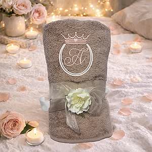 Telo Doccia Grande Ricamato con Iniziali, Asciugamano Bagno 150x100 cm, 100% Spugna di Cotone 420 gr/mq Morbido, Assorbente, Resistente, Idea Regalo per lui o lei Donna Uomo Iniziale Corona