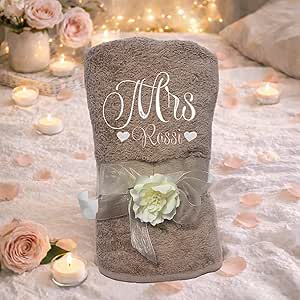 Telo Doccia Grande Ricamato con Iniziali, Asciugamano Bagno 150x100 cm, 100% Spugna di Cotone 420 gr/mq Morbido, Assorbente, Resistente, Idea Regalo per lui o lei Donna Uomo Iniziale MR E MRS