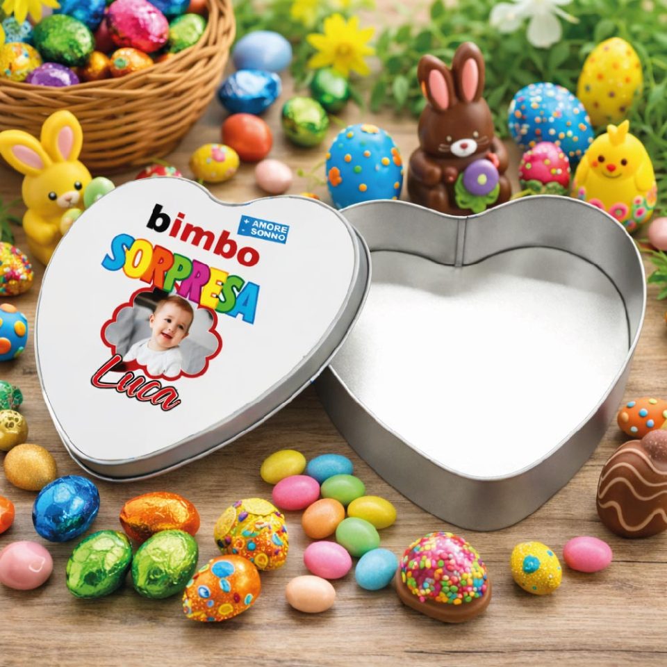 Scatola A forma di Cuore Porta Oggetti Contenitore in Metallo Coperchio per Cioccolata e Caramelle Personalizzato con Nome e Foto per Bimbi Idea Regalo Originale per Pasqua