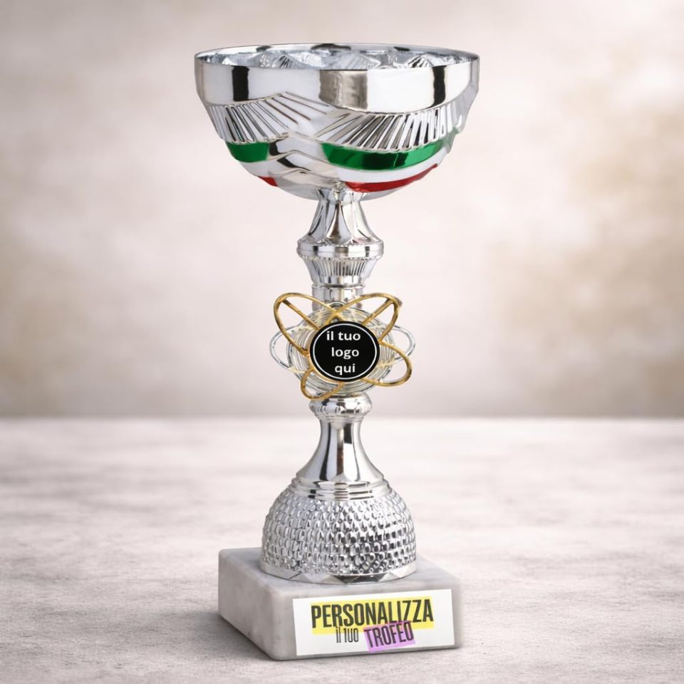 Coppa Trofeo con Decoro Tricolore Personalizzata Premiazione con Targhetta Inclusa per 1º‑2º‑3º 4° Posto - Ideale per Manifestazioni Sportive, Eventi, Torneo, Calcio, Pallavolo, Nuoto, Corsa