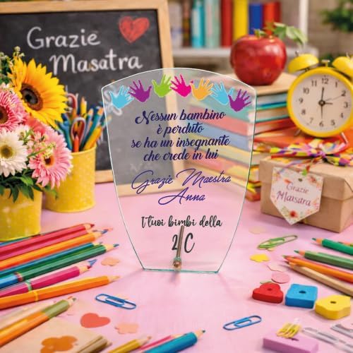 Targa Personalizzata – Targa Commemorativa in Cristallo Vetro | Idea Regalo Personalizzabile con Nome per Maestra Insegnante Scuola Primaria Asilo Elementare fine anno ''MANINE''