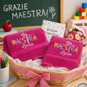 COPPIA ASCIUGAMANI RICAMO MAESTRA ''SKETCH'' FUCSIA
