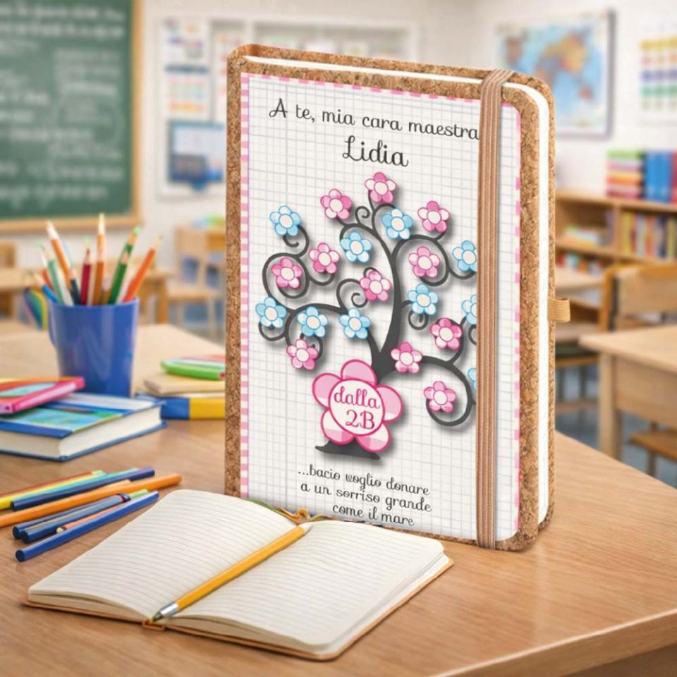 Agenda Notes Quaderno Appunti Diario Regalo per Maestra Fine Anno Insegnante Elementare Asilo Infanzia Personalizzato con Nome Classe Alunni Originale in Sughero 160 pagine ''ALBERO DELLA VITA''