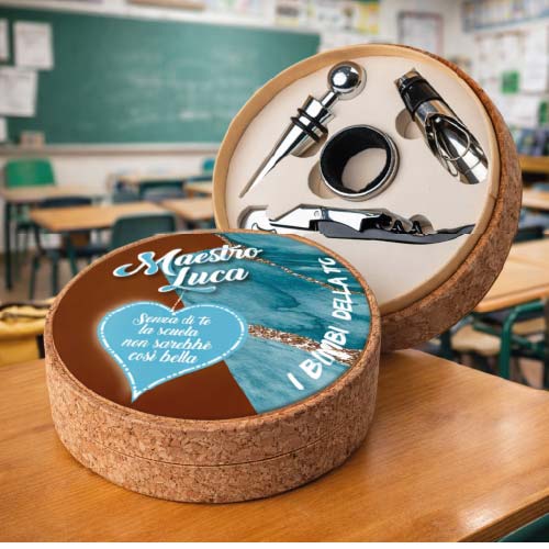 Kit Set Vino Cavatappi Anello Salvagoccia accessori Inox Personalizzato con Nome Classe Alunni - Idea Regalo per Maestro Insegnante Scuola Primaria, Asilo, Elementare fine anno Scolastico SENZA TE