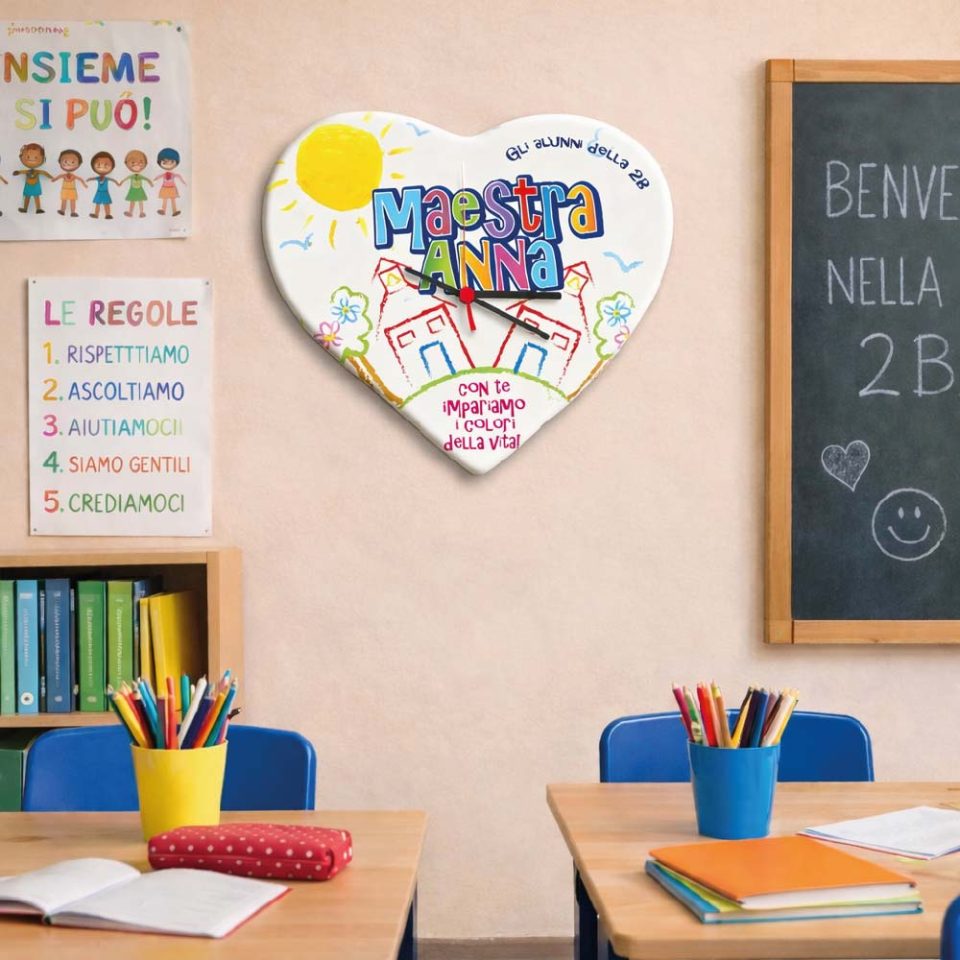 OROLOGIO IN LEGNO MAESTRA ''COLORI DELLA VITA'' CUORE