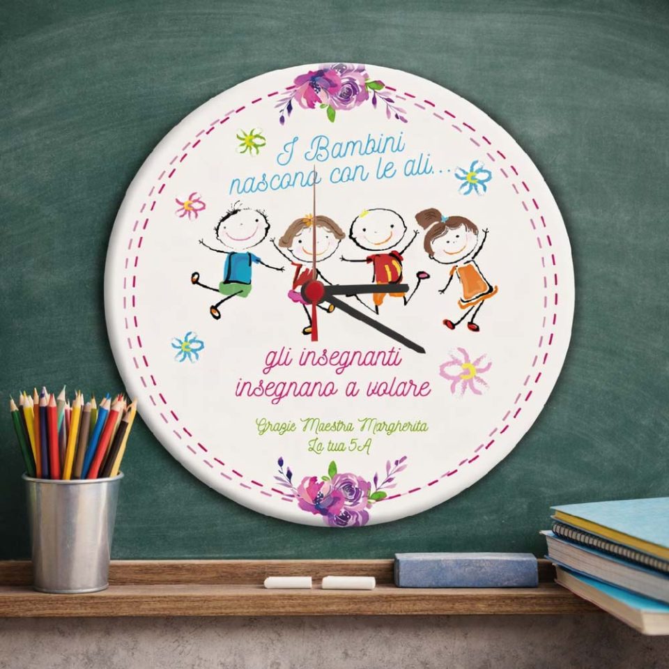 Orologio da parete in legno Personalizzato ''INSEGNANO A VOLARE'' idea regalo di classe fine anno scolastico Maestra asilo nido, scuola materna, elementare infanzia e primaria