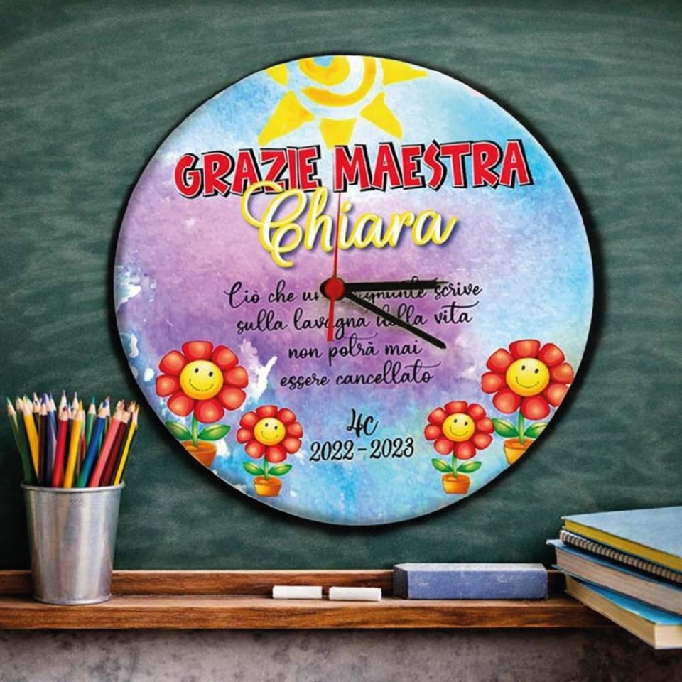 Orologio da parete in legno Personalizzato ''LA LAVAGNA DELLA VITA'' idea regalo di classe fine anno scolastico Maestra asilo nido, scuola materna, elementare infanzia e primaria