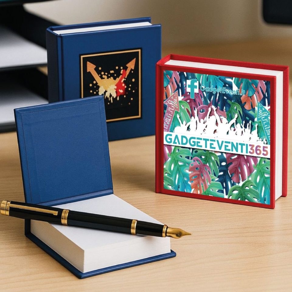 Cubo Notes Personalizzato con Logo – Blocco Appunti Compatto per Ufficio (Blu, Bianco, Rosso)