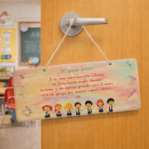 Targhetta Fuori Porta in Legno Personalizzato ''DEDICA'' idea regalo di classe fine anno scolastico Maestra asilo nido, scuola materna, elementare infanzia