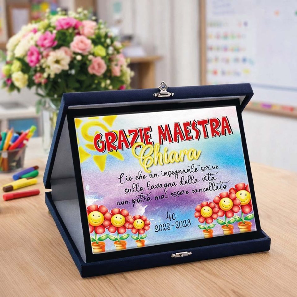 Targa Personalizzata ''LAVAGNA DELLA VITA'' Astuccio in Legno Blu Idea Regalo di Classe fine Anno Scolastico Maestra Asilo Nido, Scuola Materna, elementare Infanzia