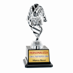 Trofeo karate personalizzato 18 cm con kimono argento su base nera e targhetta stampata nome gara
